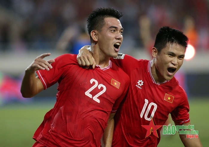Thắng Philippines 3-2, đội tuyển Việt Nam thắp lên cơ hội đi tiếp 